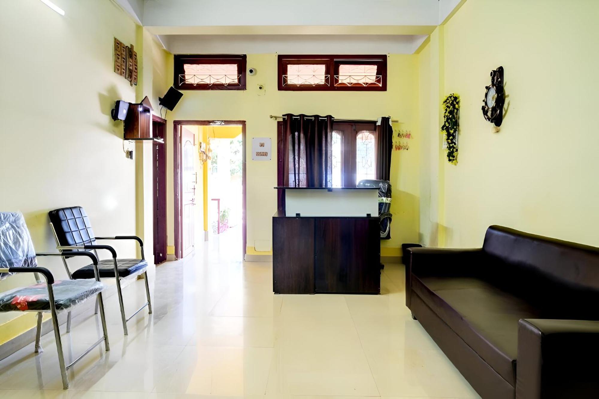 Capital Heritage Homestay Guwahati Exterior foto